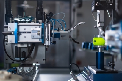 山東機械設(shè)備進口報關(guān)如何成功完成