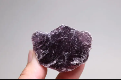 鋰云母進(jìn)口清關(guān)代理公司：進(jìn)口鋰云母清關(guān)報關(guān)注意事項