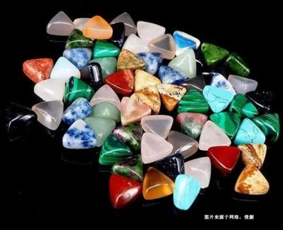 尼日利亞到上海進(jìn)口半寶石報(bào)關(guān)資料費(fèi)用_半寶石關(guān)稅