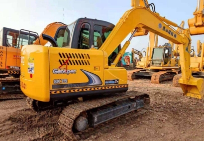 上海進(jìn)口二手挖掘機(jī)報(bào)關(guān)公司推薦哪家好？