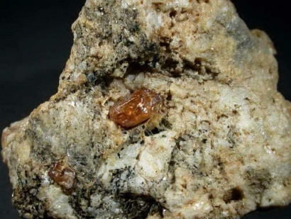 進(jìn)口非洲鋯礦石報關(guān)代理流程及報關(guān)報檢注意事項