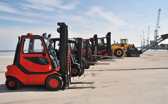 1598837434817524.jpg 舊叉車進口報關(guān)