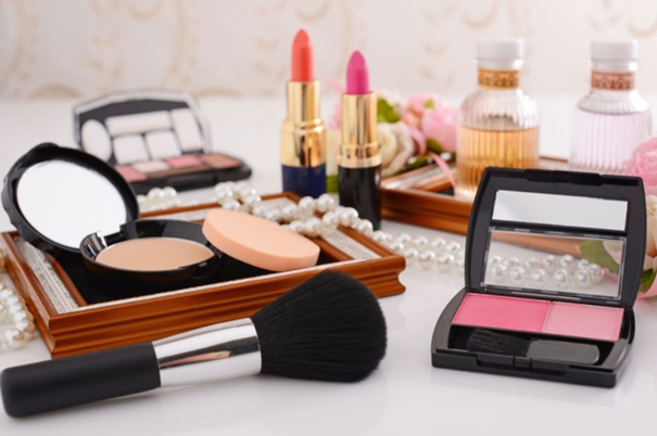 1646818489511665.jpg 化妝品進口清關稅率_副本.jpg