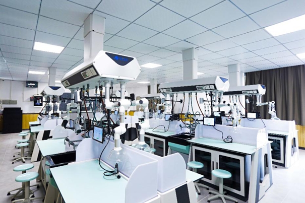 1645005646581546.jpg 教學設備進口報關_副本.jpg